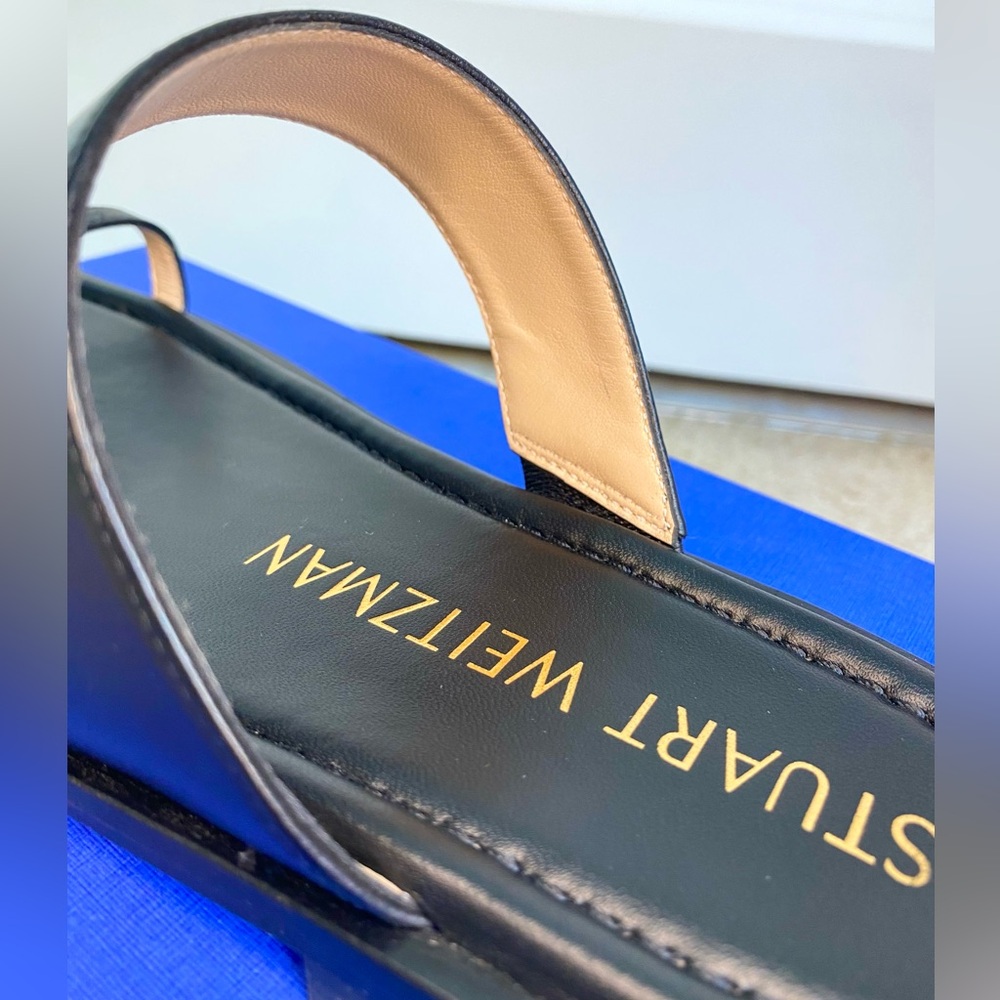 Stuart Weitzman Lyla Flat Leather Sandal Black Size 8.5, NWT - Picture 6 of 15